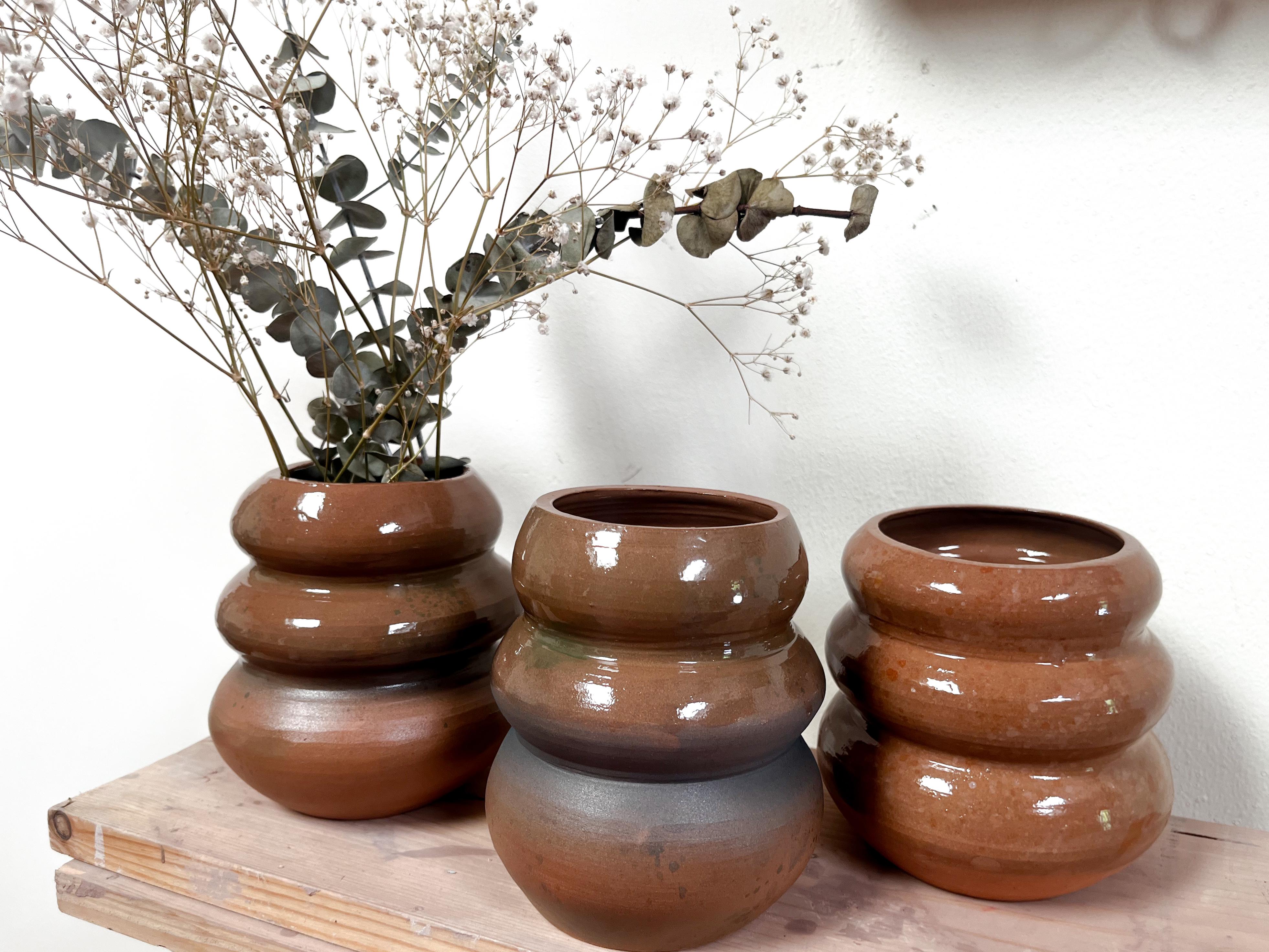 Florero de cerámica artesanal - taller de ceramica Medellín